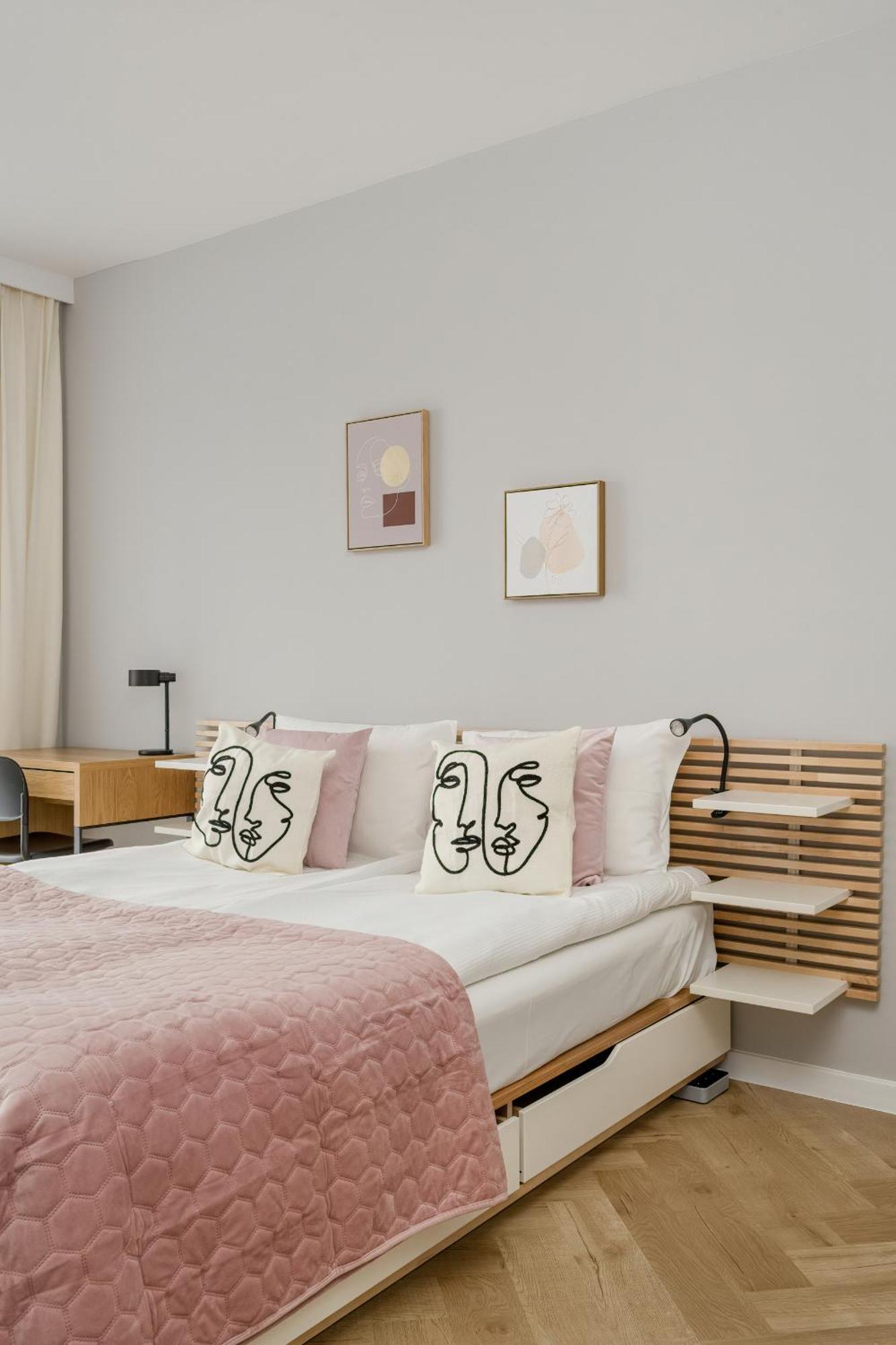 Michalczyka Stylish Apartment With Parking In The City Center Of Wroclaw By Noclegi Renters ภายนอก รูปภาพ