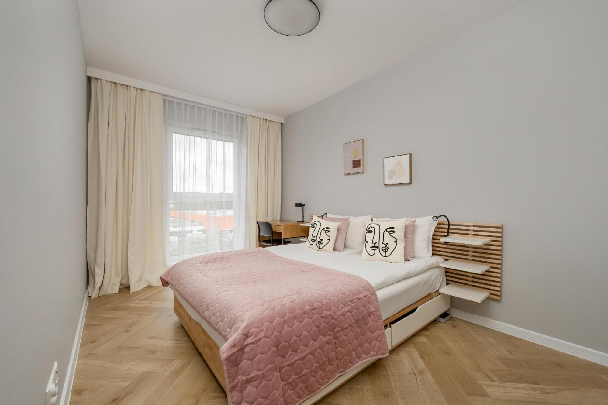 Michalczyka Stylish Apartment With Parking In The City Center Of Wroclaw By Noclegi Renters ภายนอก รูปภาพ